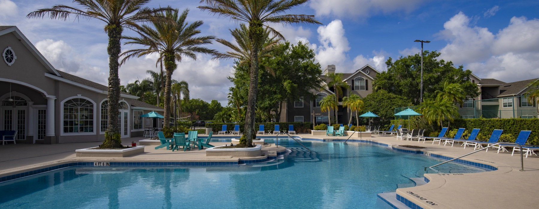 outdoor swimming pool